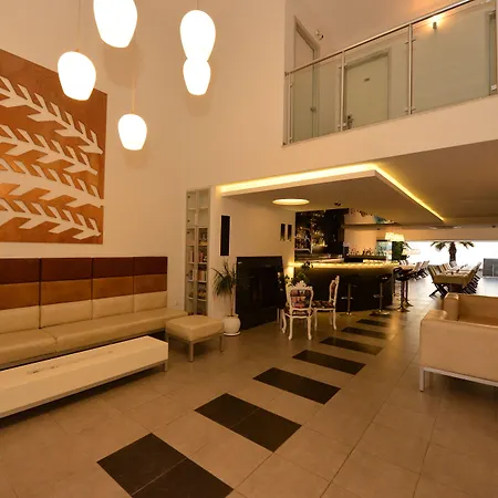 Hotel Delta 3*