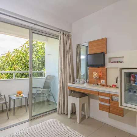 Delta Hotel 3*